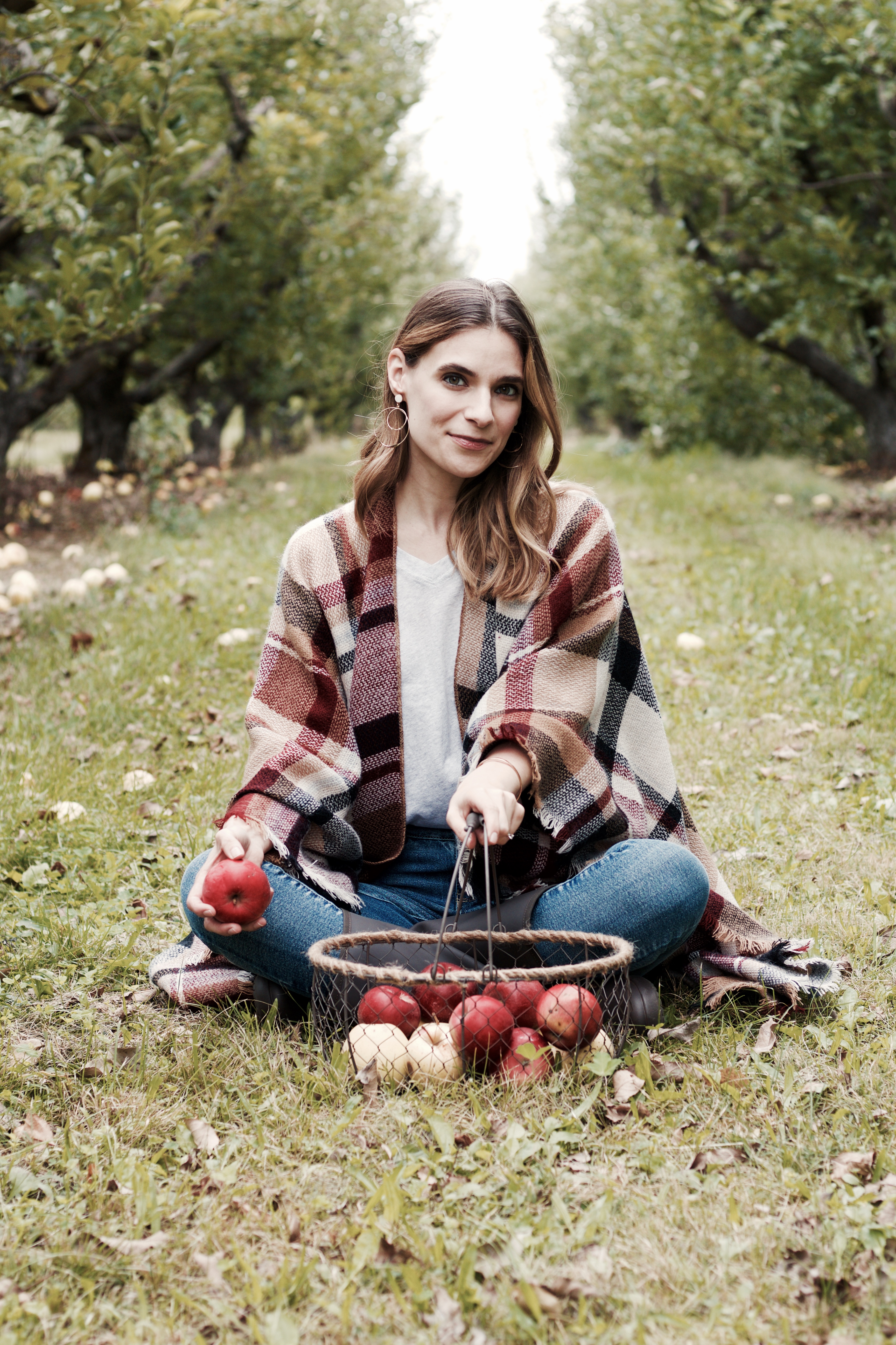 apple picking outfit