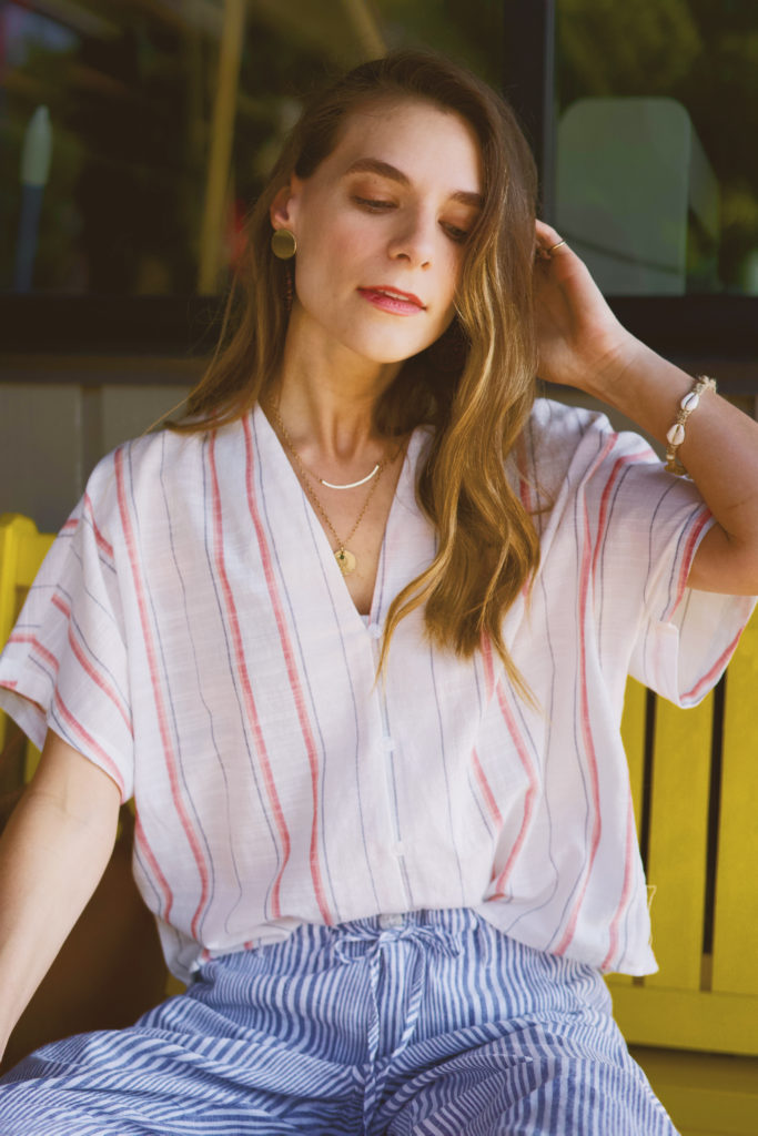 4 Reasons To Wear Linen This Summer - The Dark Plum