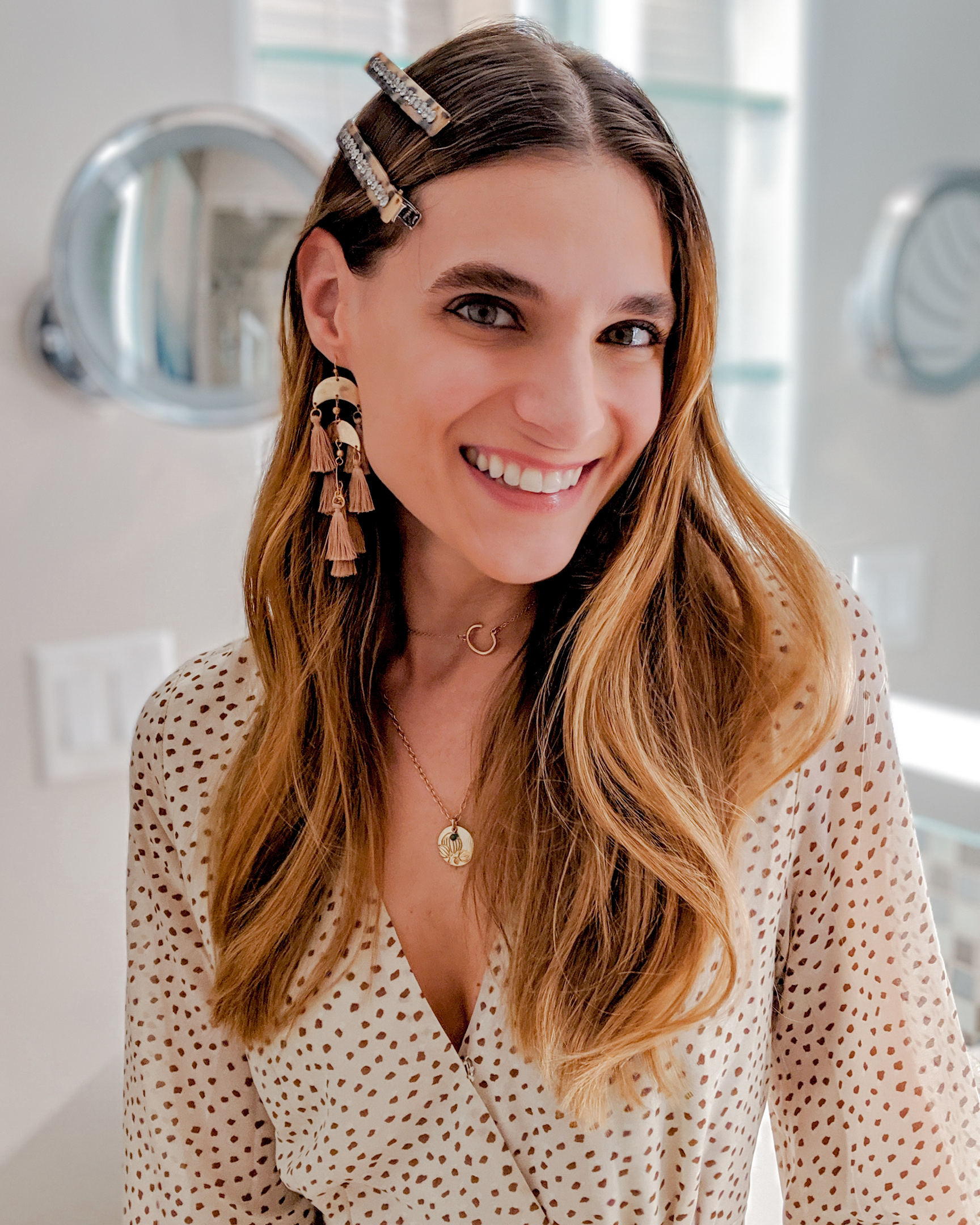 how-to-style-hair-clips-this-spring-the-dark-plum