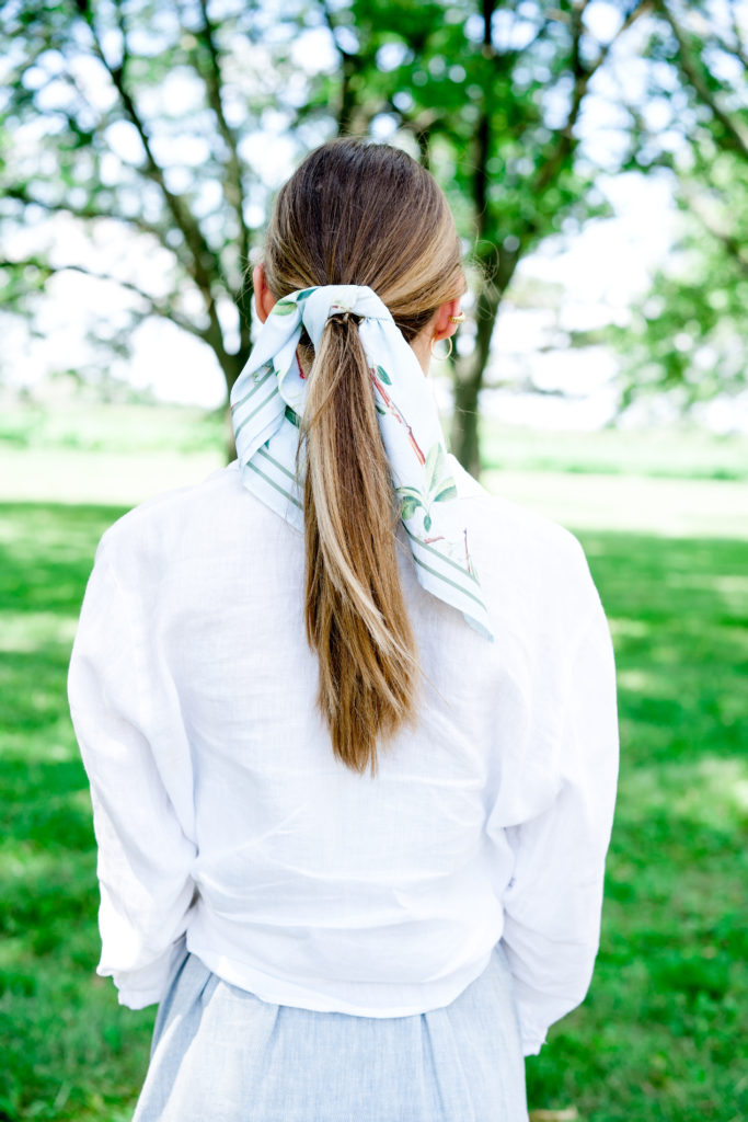 How to tie a scarf in your hair 