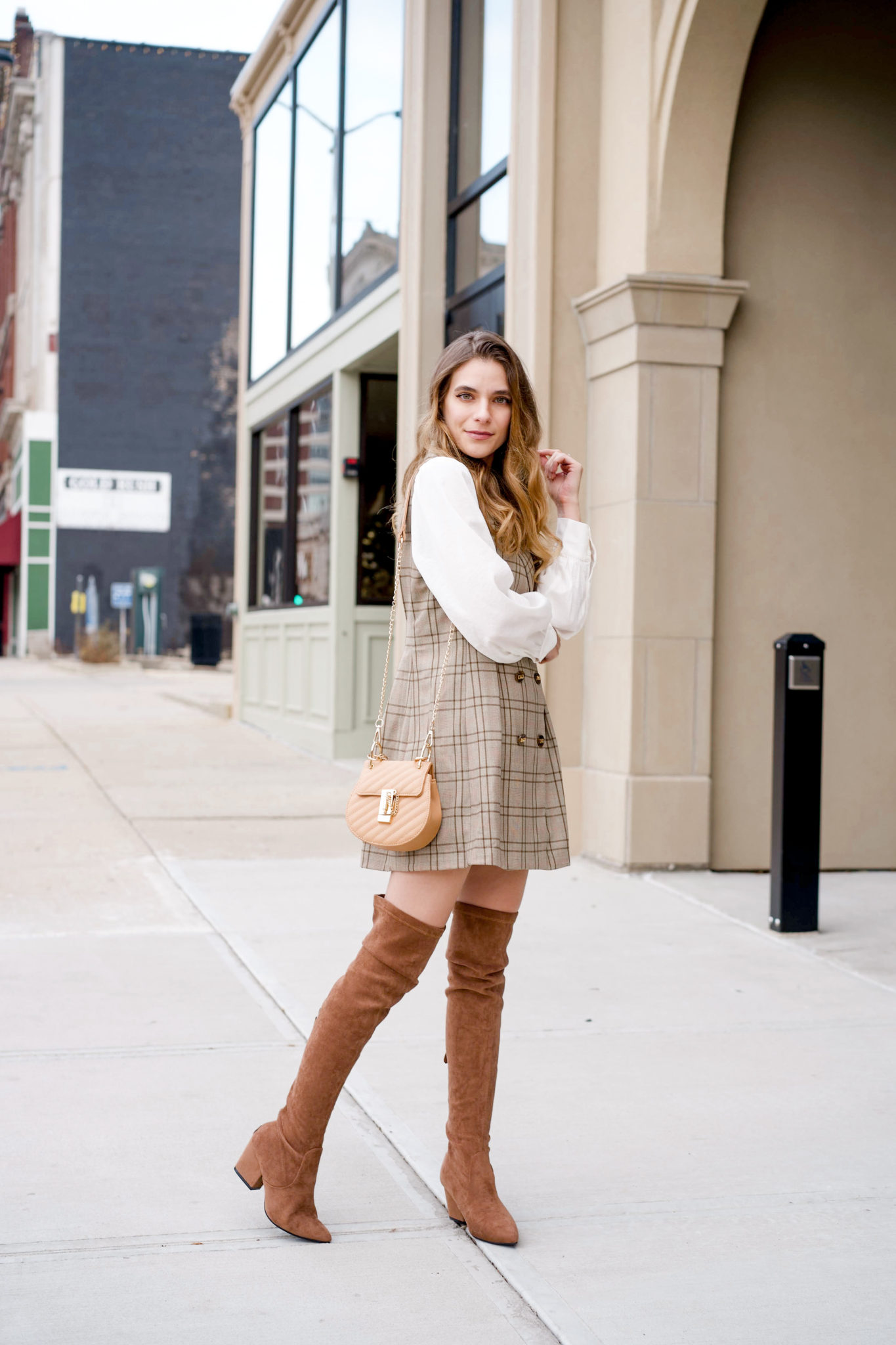 Blazer Dress Styles To Wear New Years Eve And Beyond - The Dark Plum