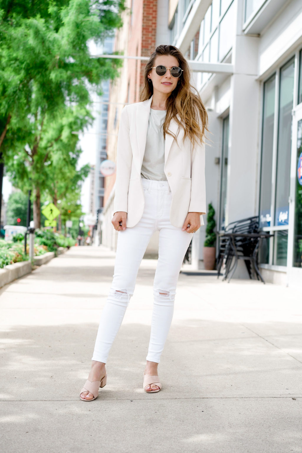 An Easy White Monochrome Outfit To Transition Into Fall With - The Dark ...